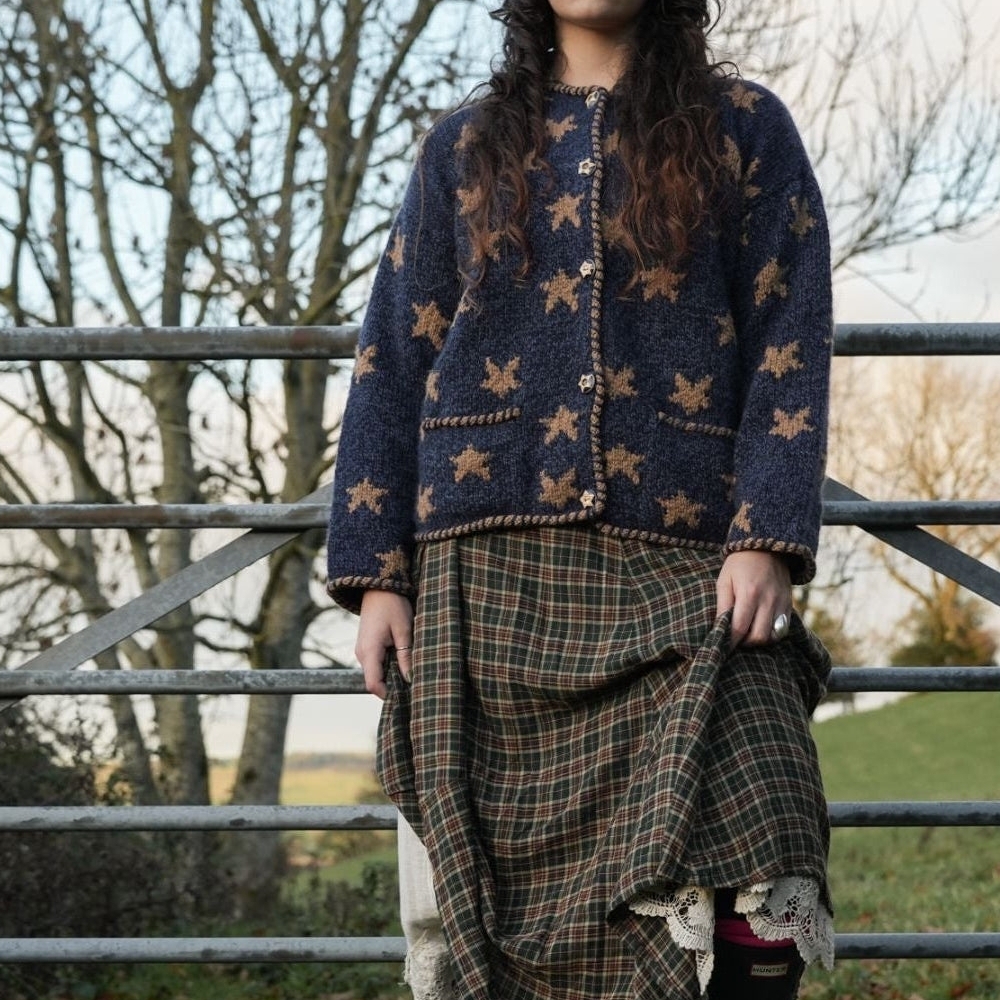 Amano Star Cardigan Size L Women's